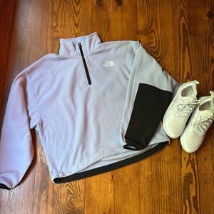 The North Face Women’s Cropped Fleece 💜